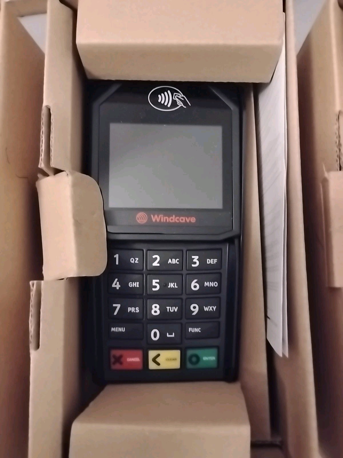 8xIngenico Lane 3000/Open Box No Cables