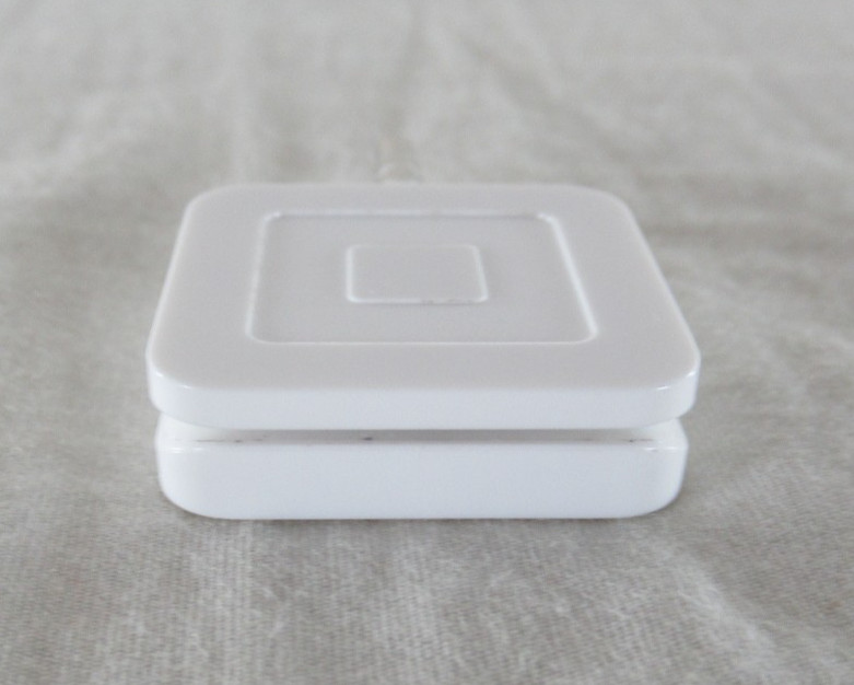 Square Reader POS Credit Card Swipe Mobile Magstripe 3.5 AUX Headphone Jack 2013