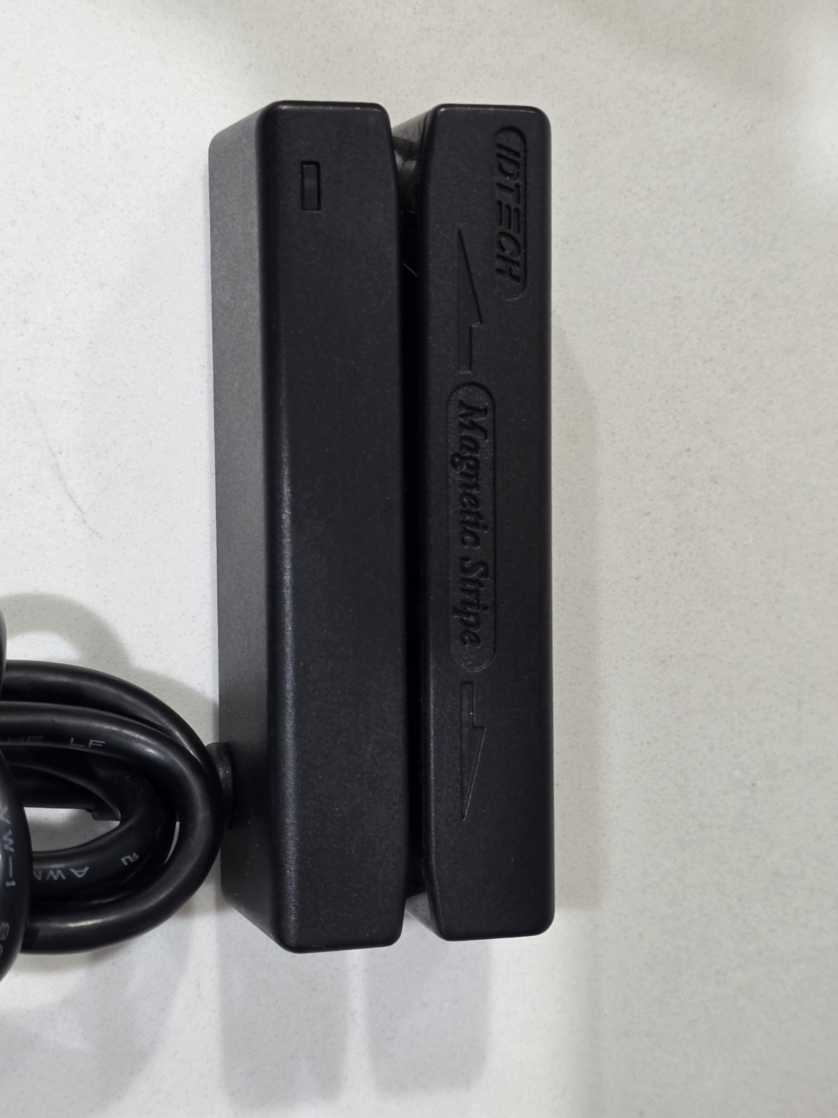 ID Tech IDMB-334112B USB Magnetic Strip Reader – Black