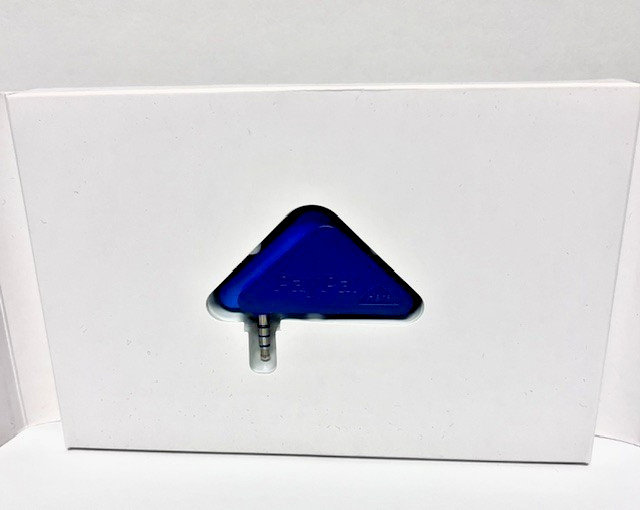 lot of (4) paypal mobile card reader blue 3.5mm connector- good condition