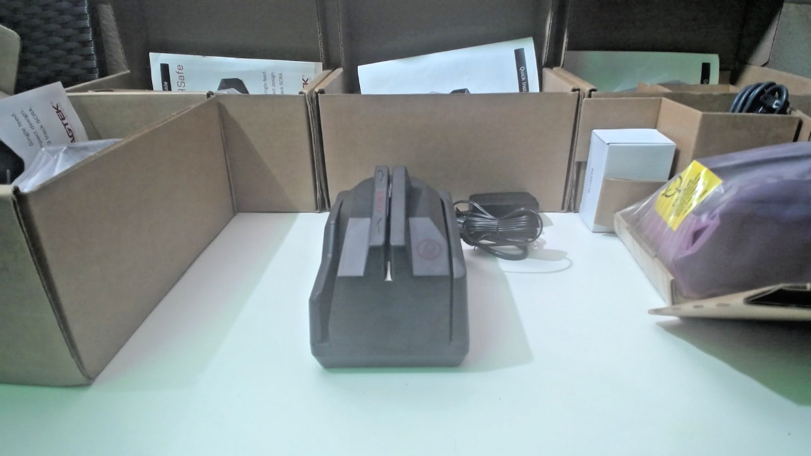 MAGTEK MICR MICRSafe HID/KB SINGLE FEED MICR W/ 3 TRACK SCRA