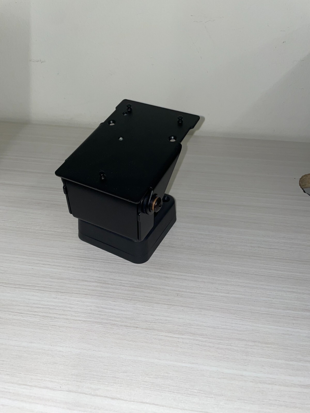 Pax Q30/A30 Stand – Tilts/Swivels – Countertop