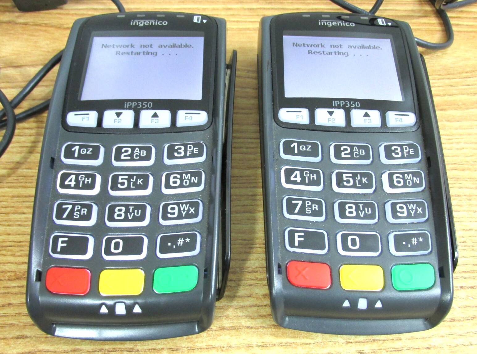 Ingenico IPP350 Credit Card Terminals ( 2 ) With cords