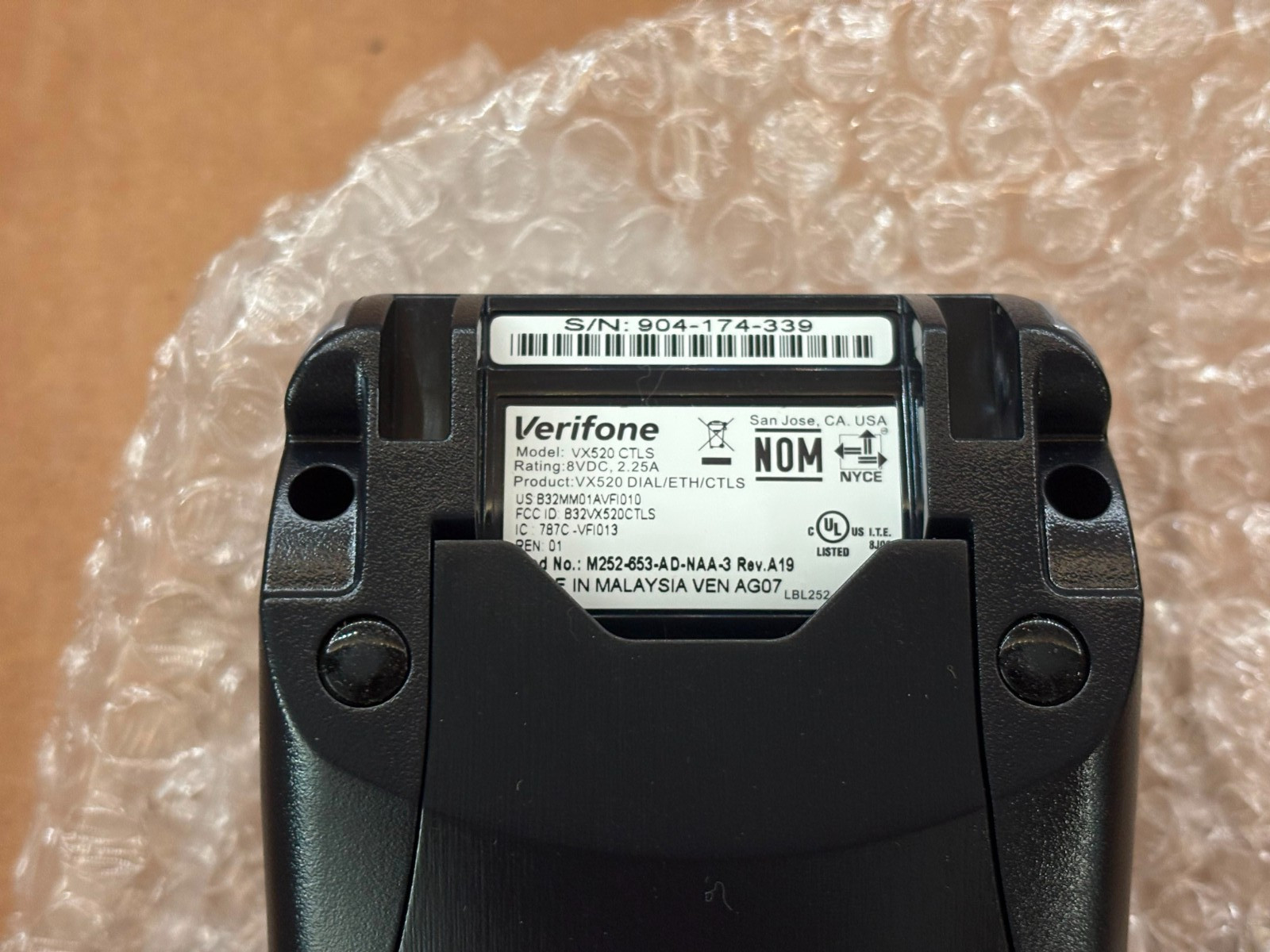 VeriFone Vx520 EMV Credit Card Machine #M252-753-03-NAA-3