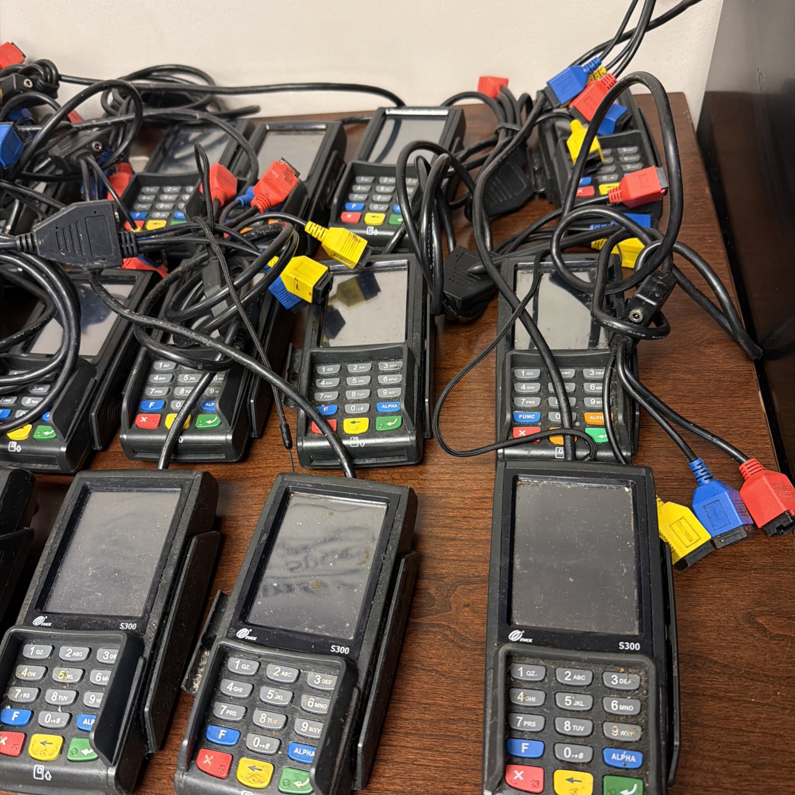 PAX S300 S300-000-364-02NA Credit Card Payment Terminal lot of 75 units