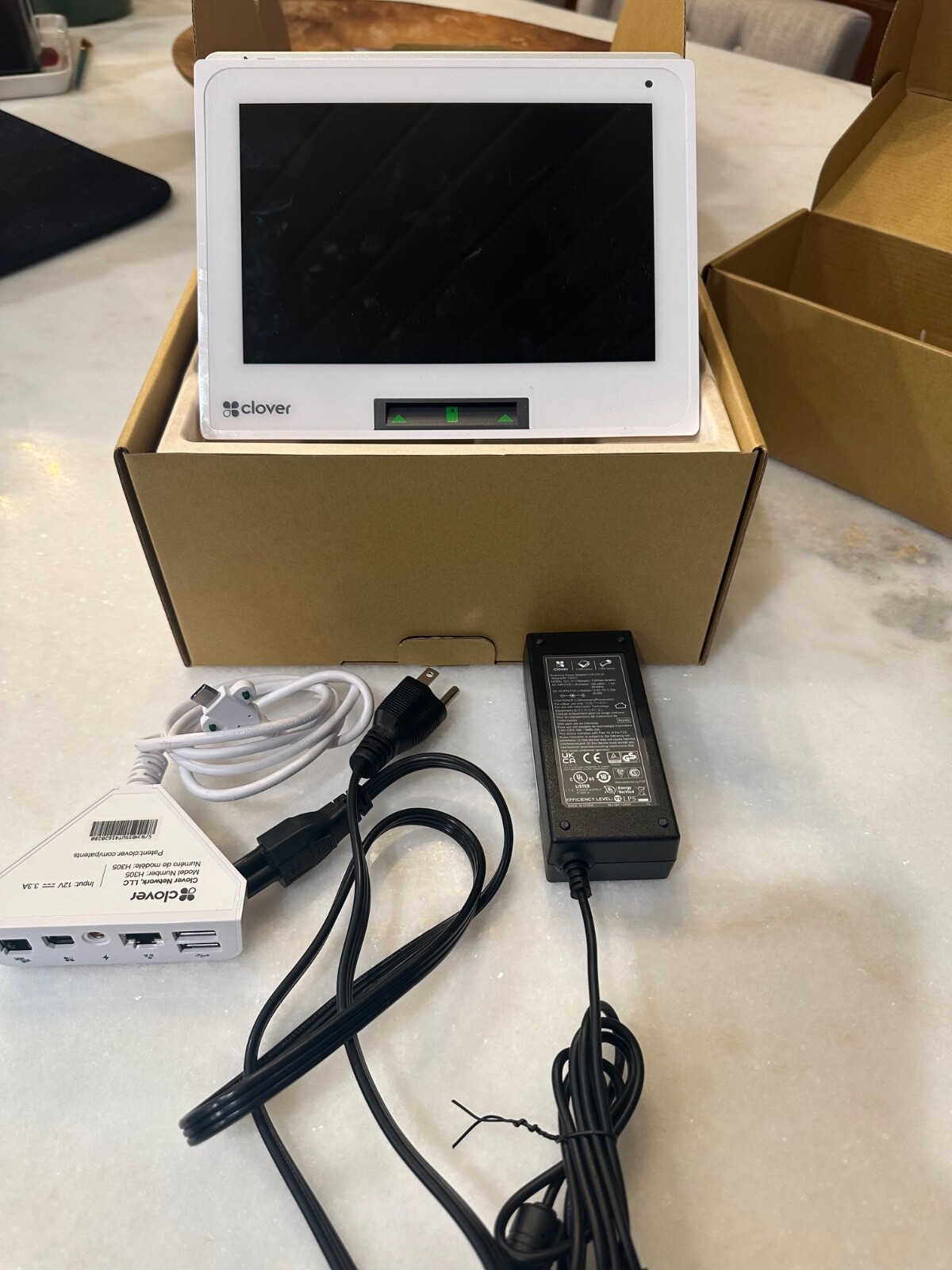 Clover Mini C305 POS System/Credit Card Terminal * 2024 Model READ DESCRIPTION*