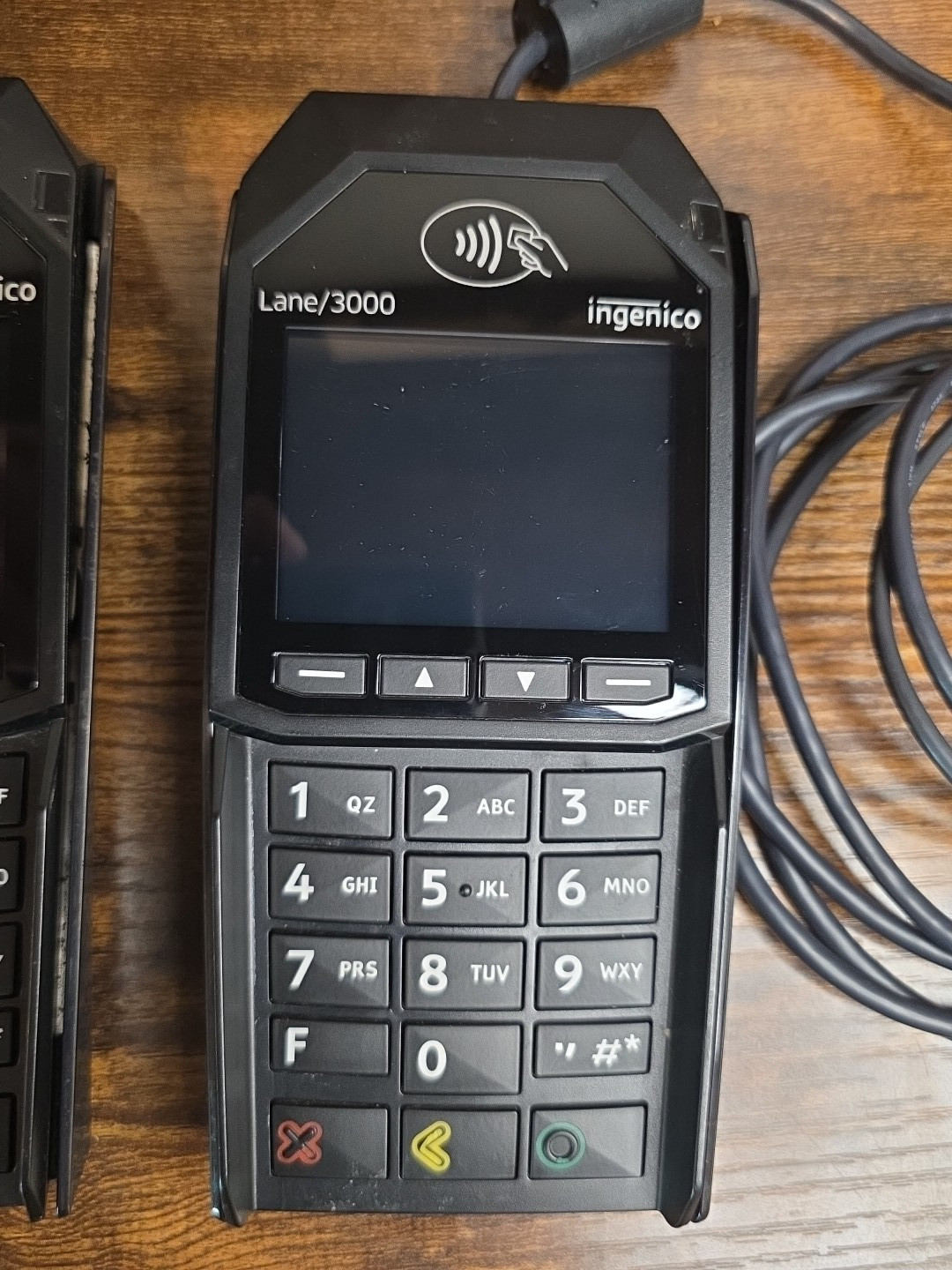 Ingenico Lane/3000 Credit Card Reader, MRN30310702A, w/ connection cable AS IS