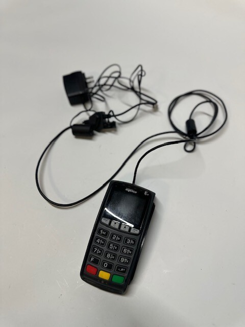 Ingenico iPP350-31T3154A USB Credit/Debit/Chip Card Reader Payment Terminal