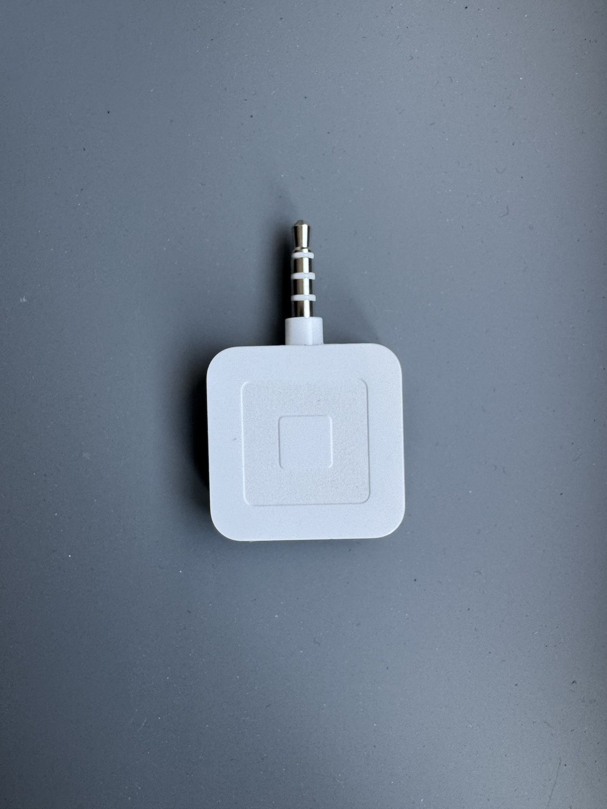 Square Credit Card Reader Apple Android Mobile Phones 3.5mm headphone jacks