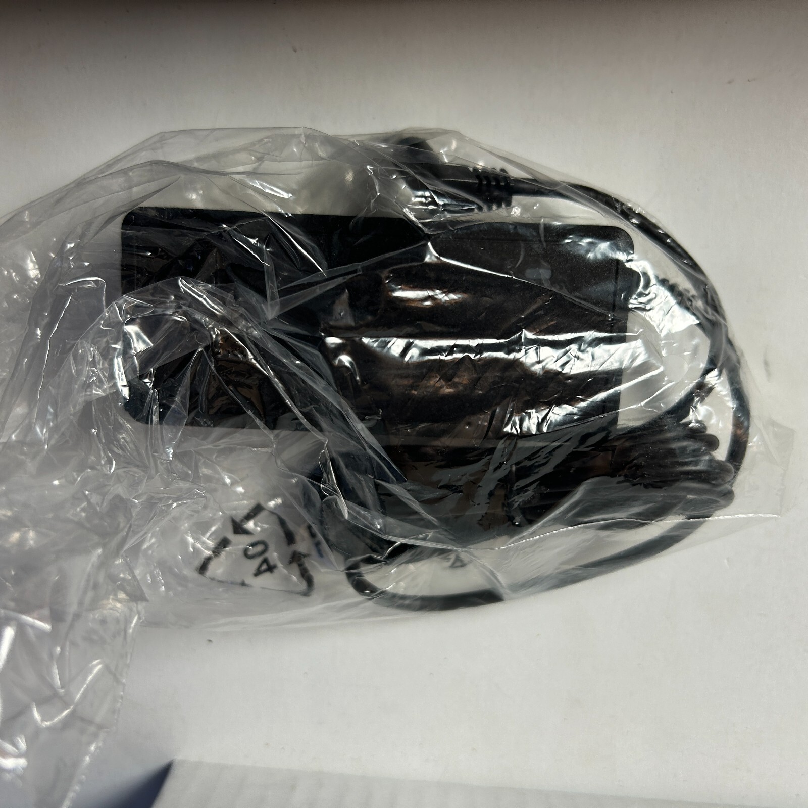 Credit Card Machine Castles V3 Vega 3000 POS Terminal New in Box with Stand!