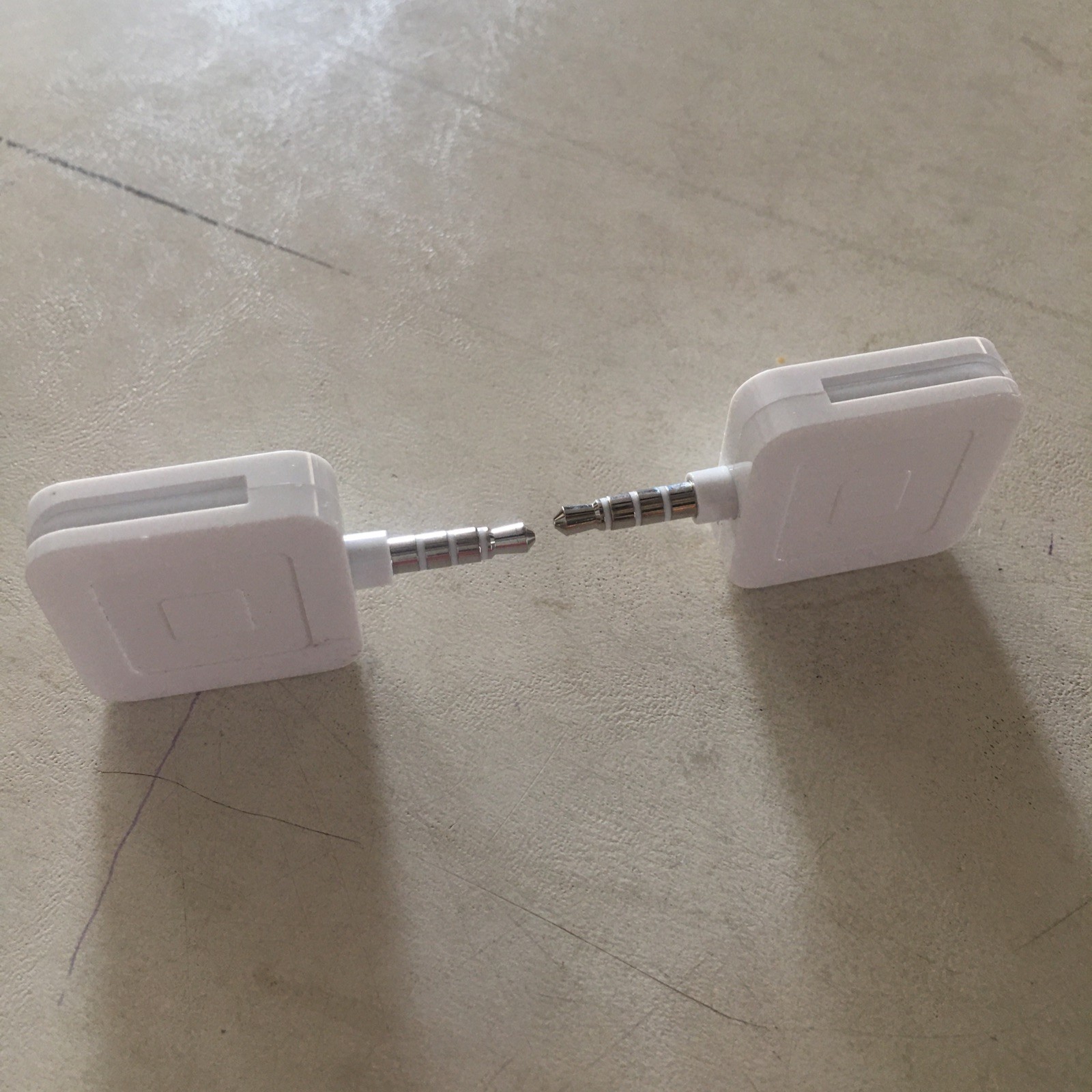 Qty (2) Square Register Credit Card Reader for Apple and Android Mobile Phones!