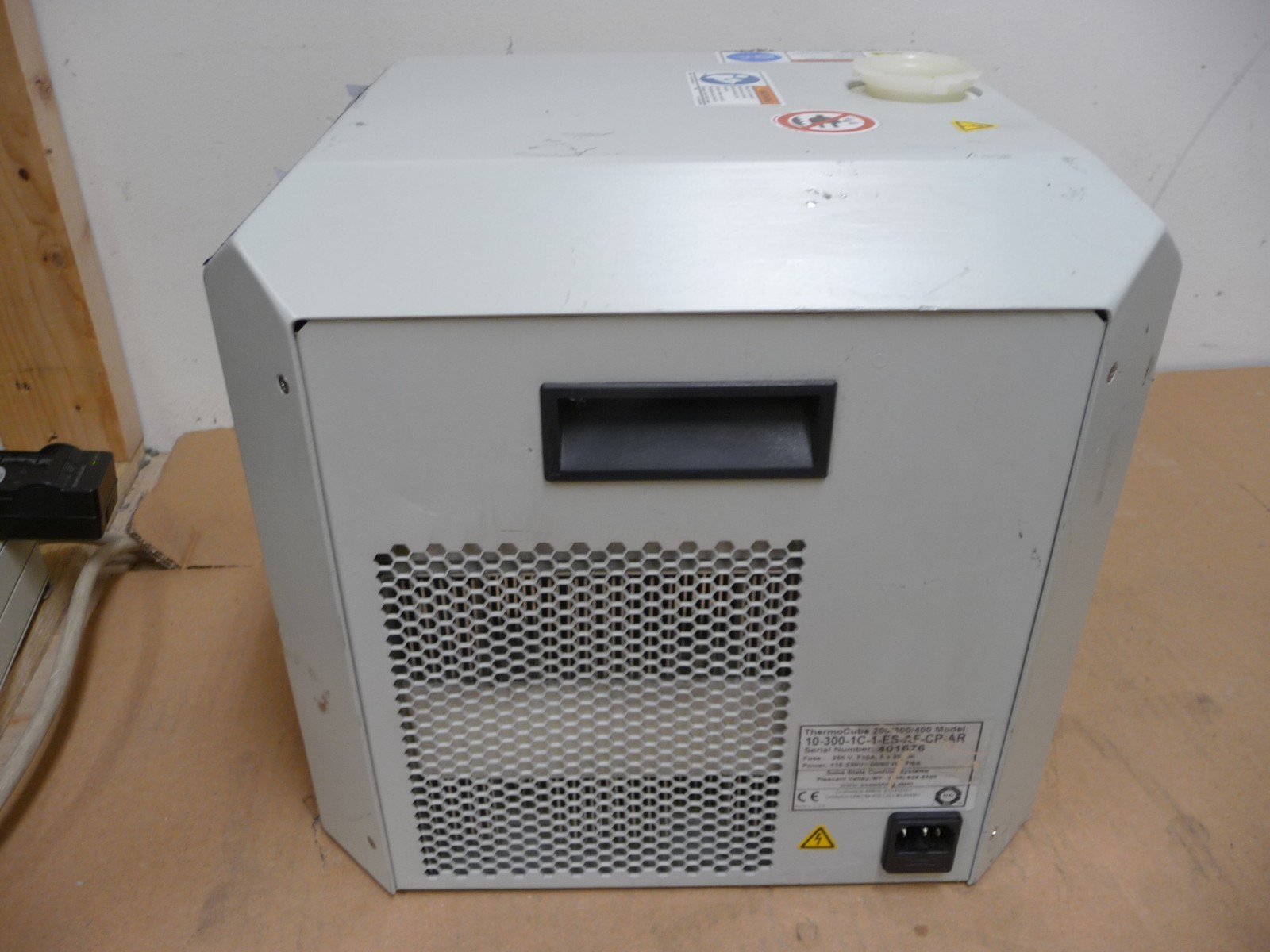 THERMO CUBE 10-300-1C-1-ES-AF-CP-AR SOLID STATE COOLING SYSTEMS