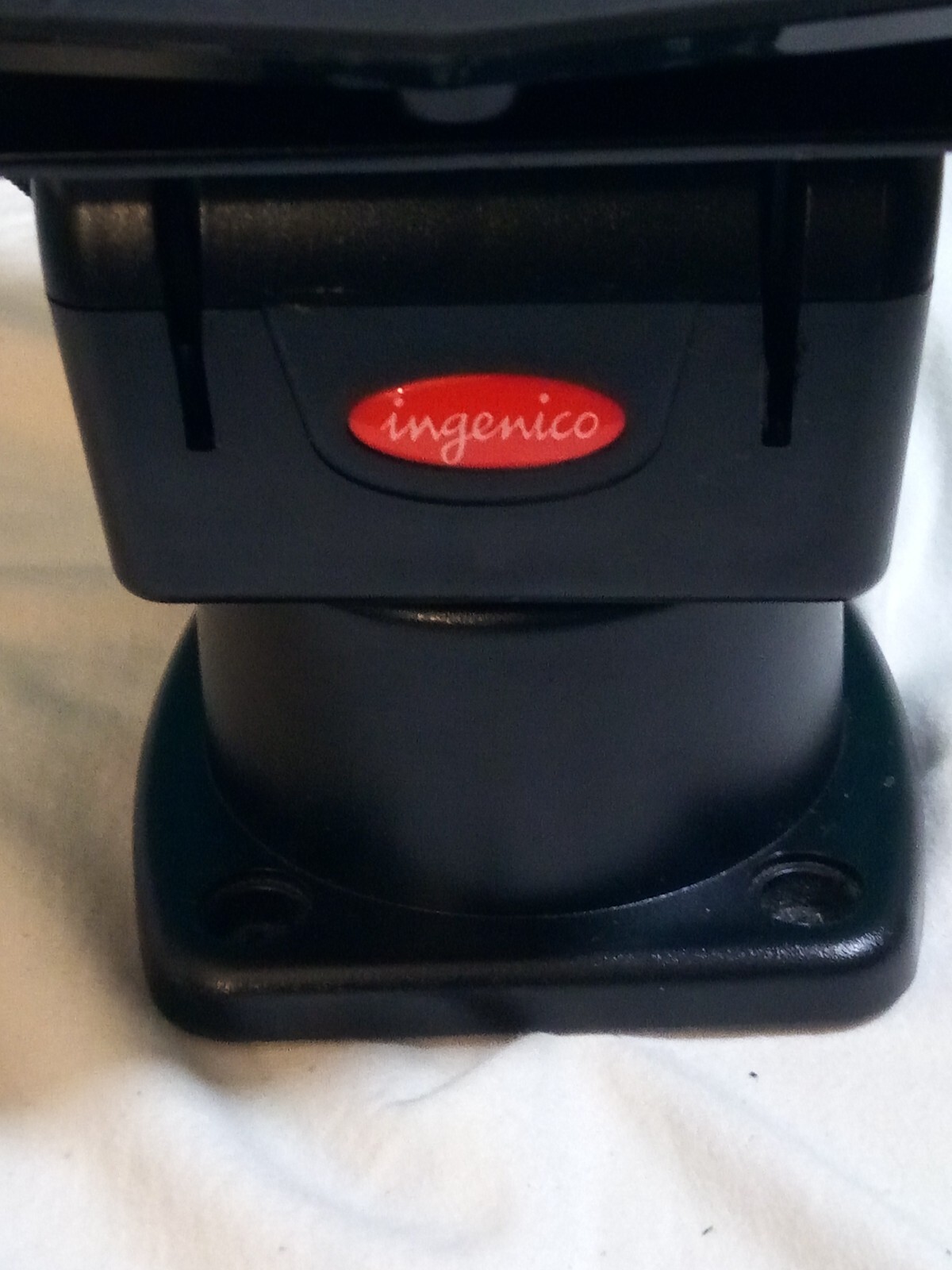 ingenico Lane/7000 Credit Card Terminal PRG30312951R WITH STAND