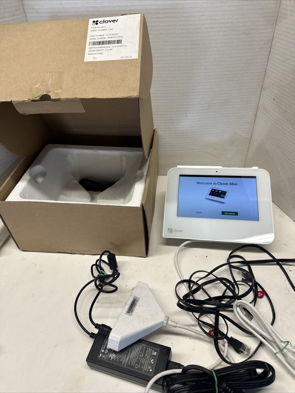 Clover Mini Wifi C300 Card Reader /POS Point of Sale System w/Power Supply