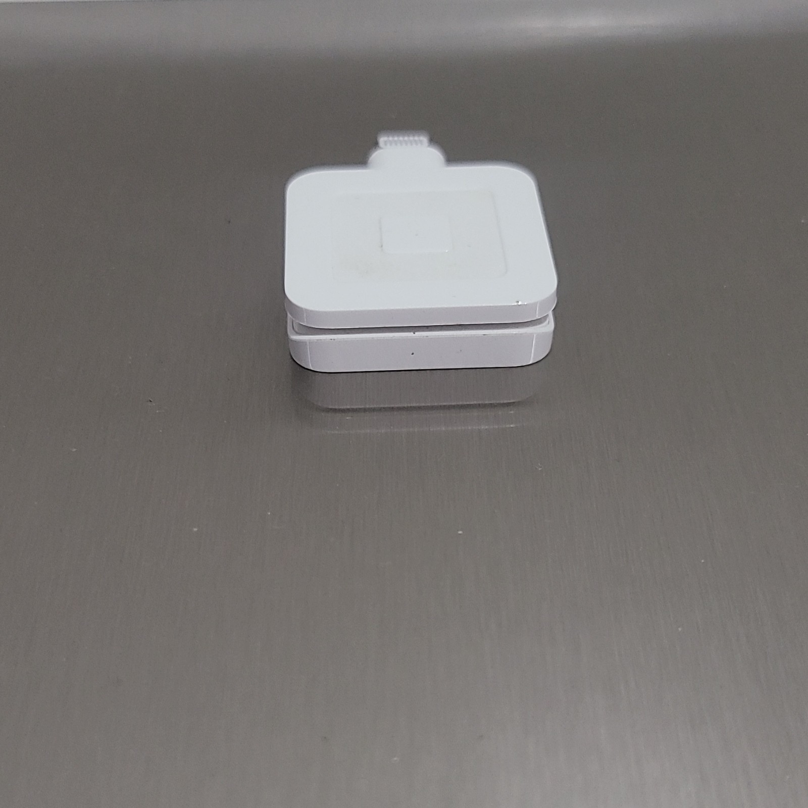 Square Magstripe Swiper Credit Card Reader Apple Flat Connecter USED