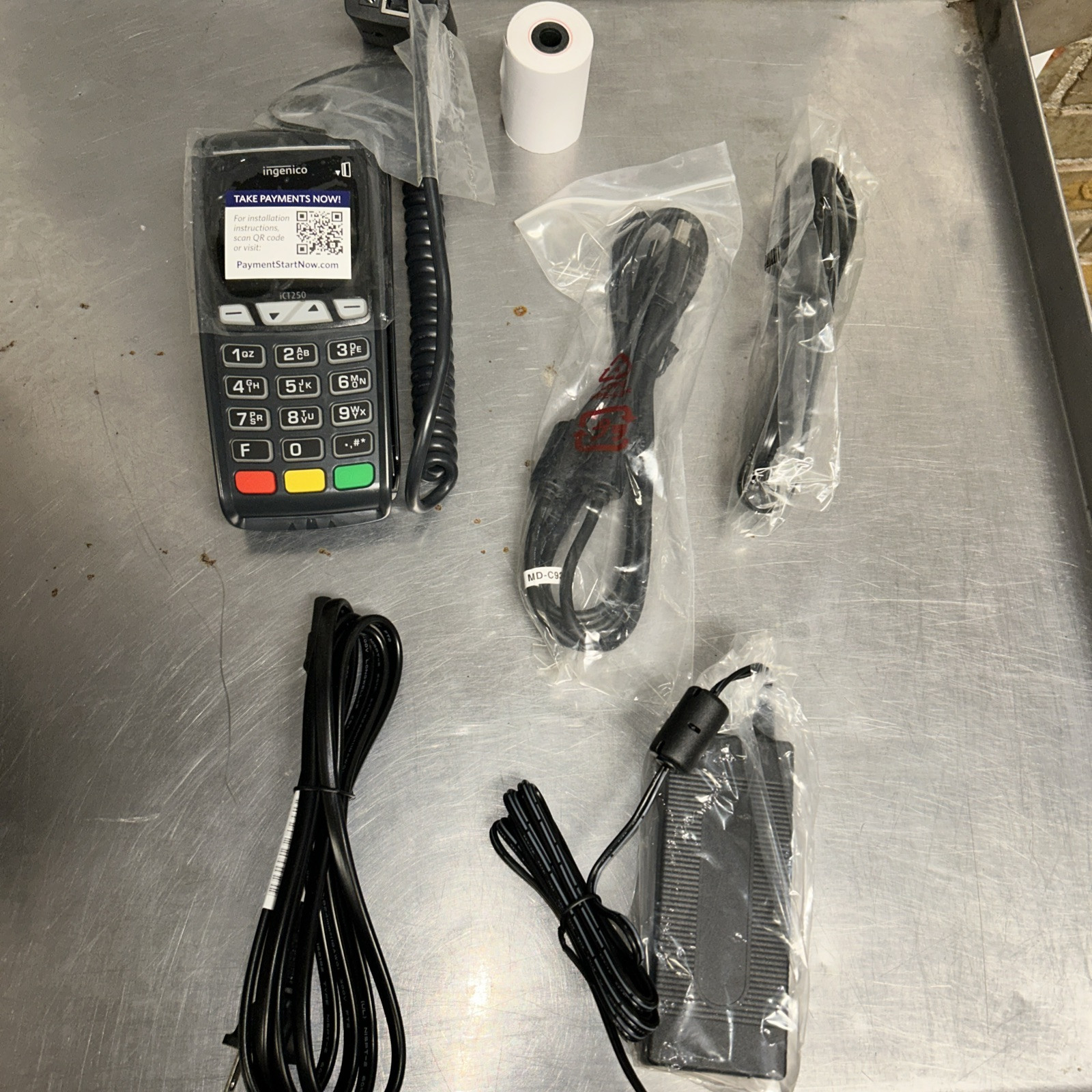 Ingenico iCT250 Credit Card Terminal Reader ICT250