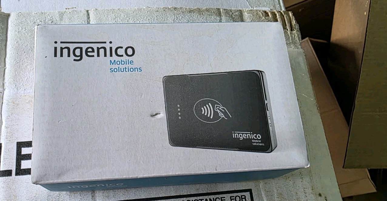 Ingenico Moby 5500 Mobile Card Reader all Card Types MOB55BBBAb