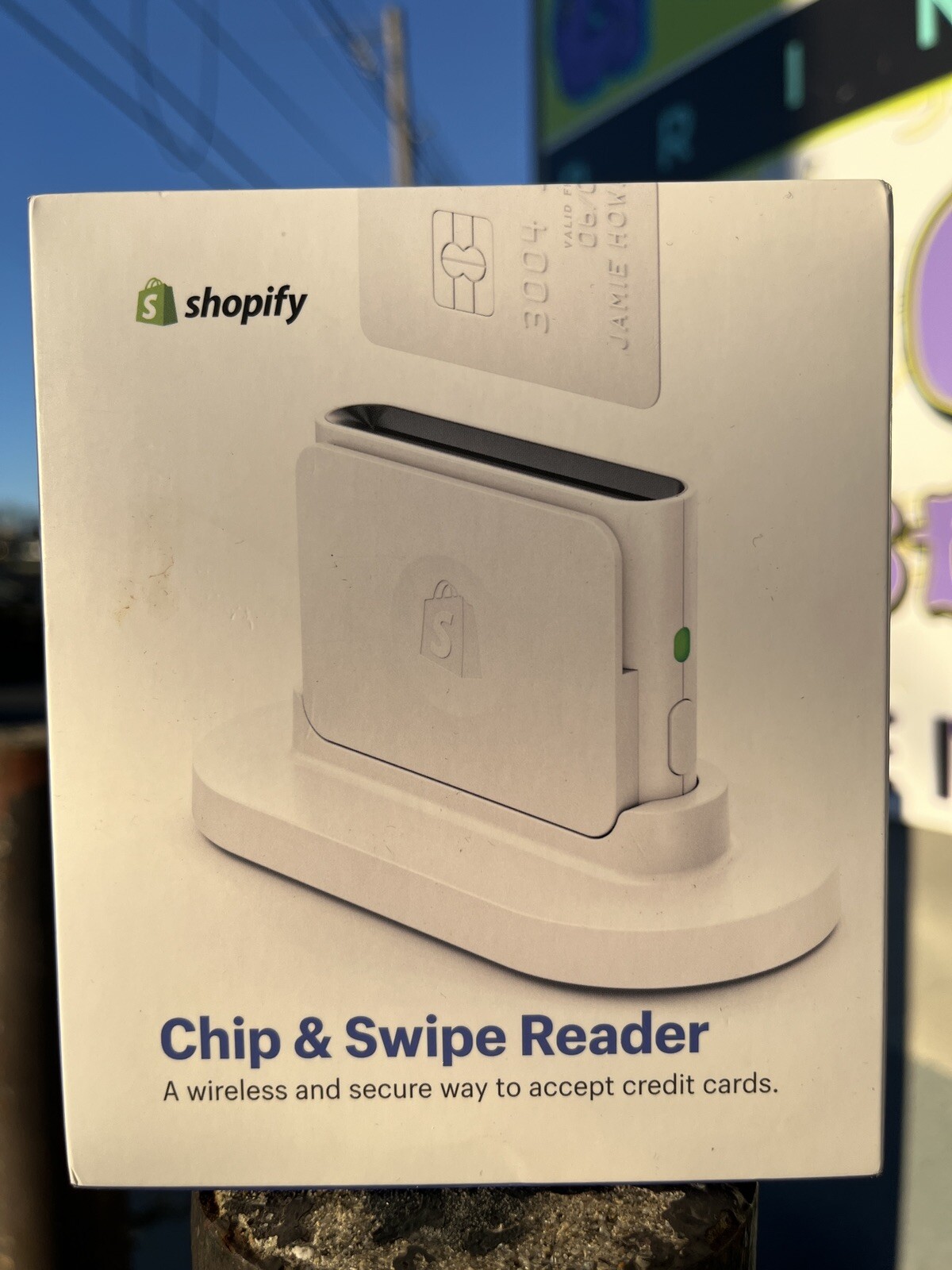 Shopify Chip and Swipe Credit Card Reader Wireless White Model S1701 – NEW