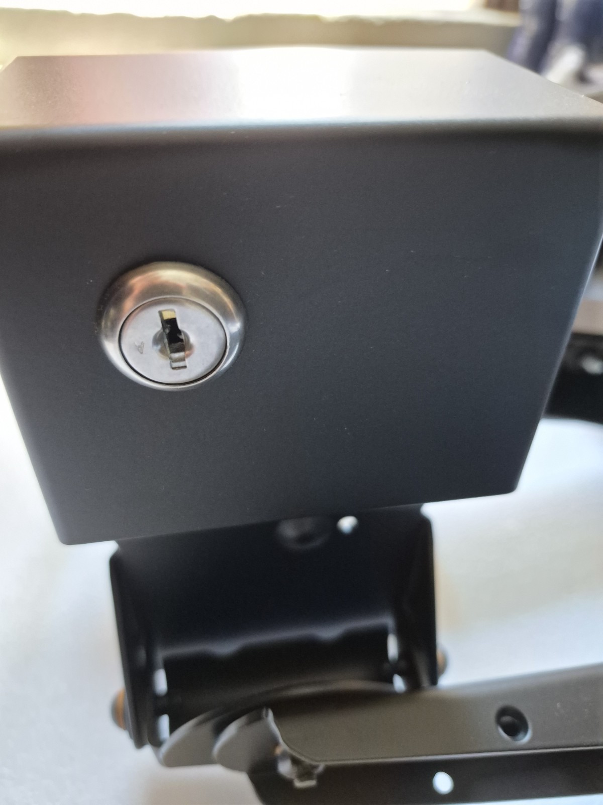 ENS TechTower POS pole mount, Monitor, Printer, Payment device Mount