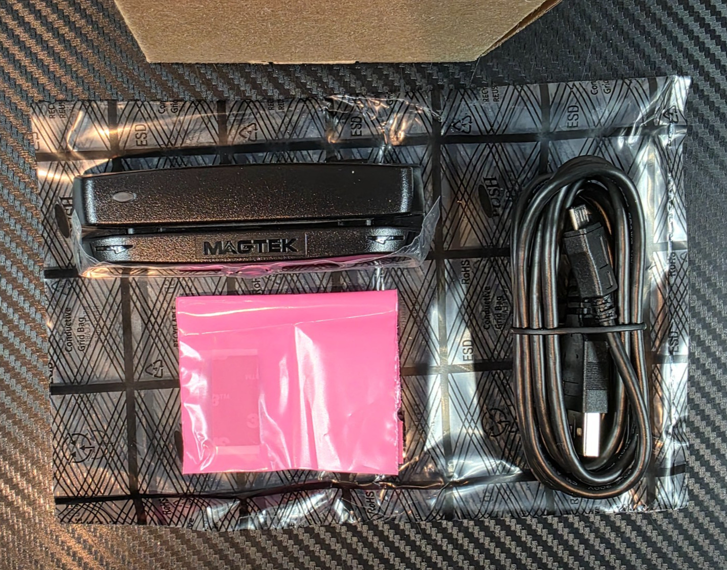 MagTek Dynamag Magnesafe Triple Track Magnetic Stripe Swipe Reader #21073062