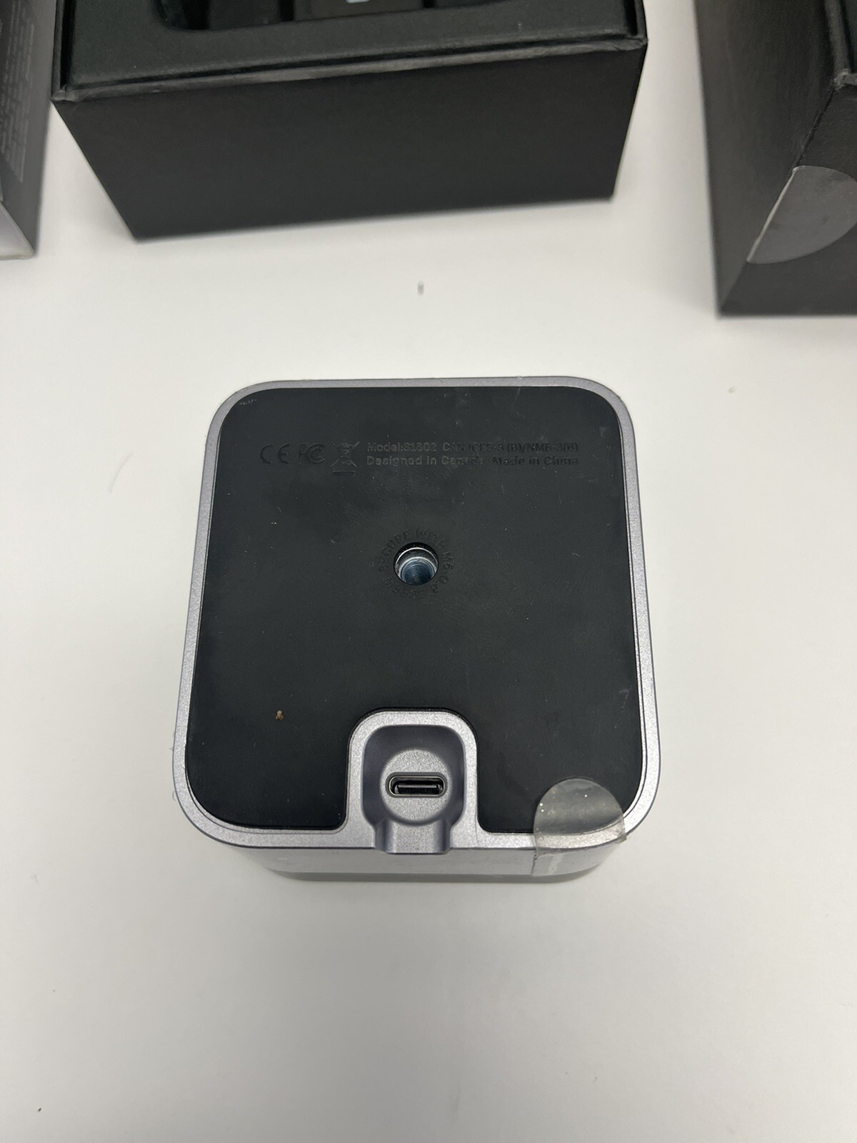 *READ* Shopify Tap and Chip Card Reader w/ Dock & USB Cable