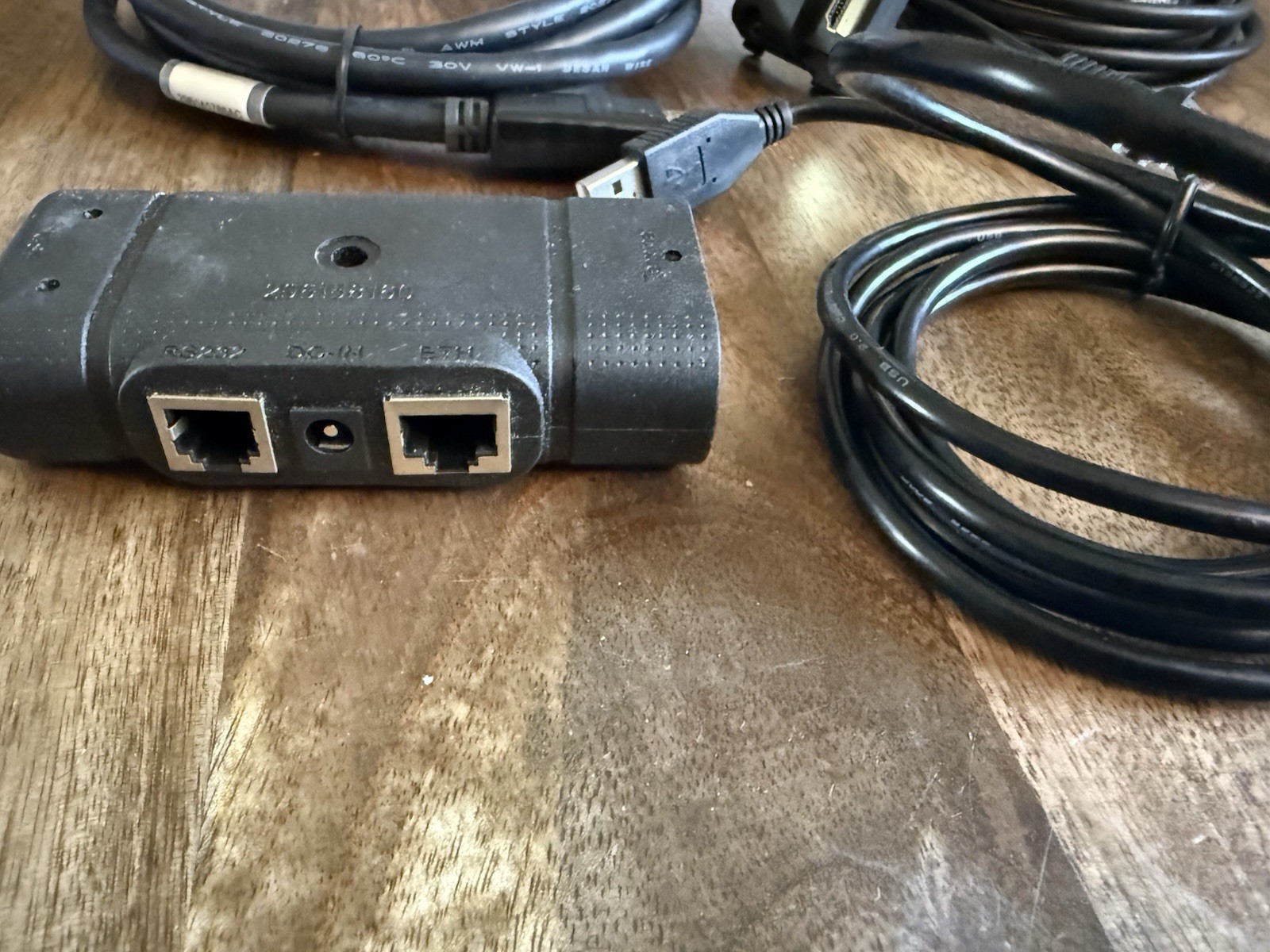 Ingenico Lane VBox Kit [interface hub, umbilical cable, power supply, USB cable]