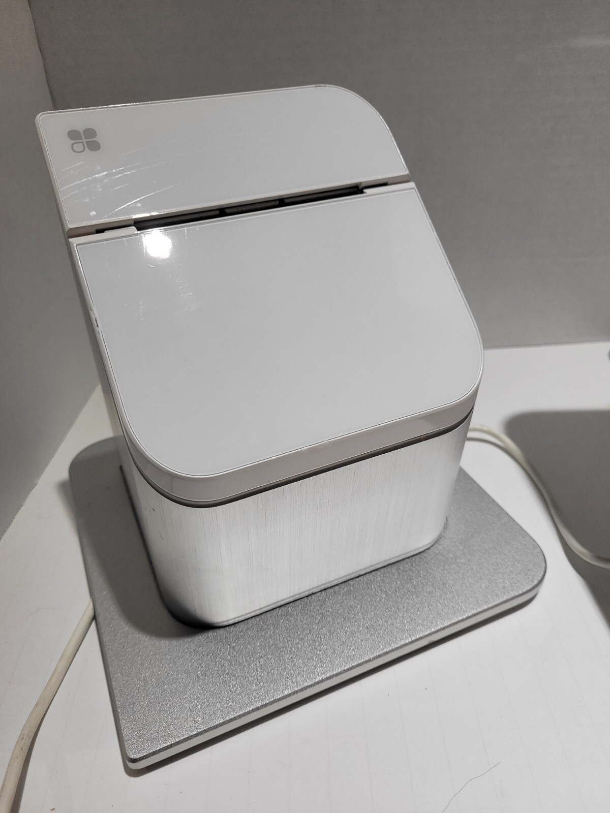 Clover POS Station 1.0 C100 System With Printer P100 And Cords Locked