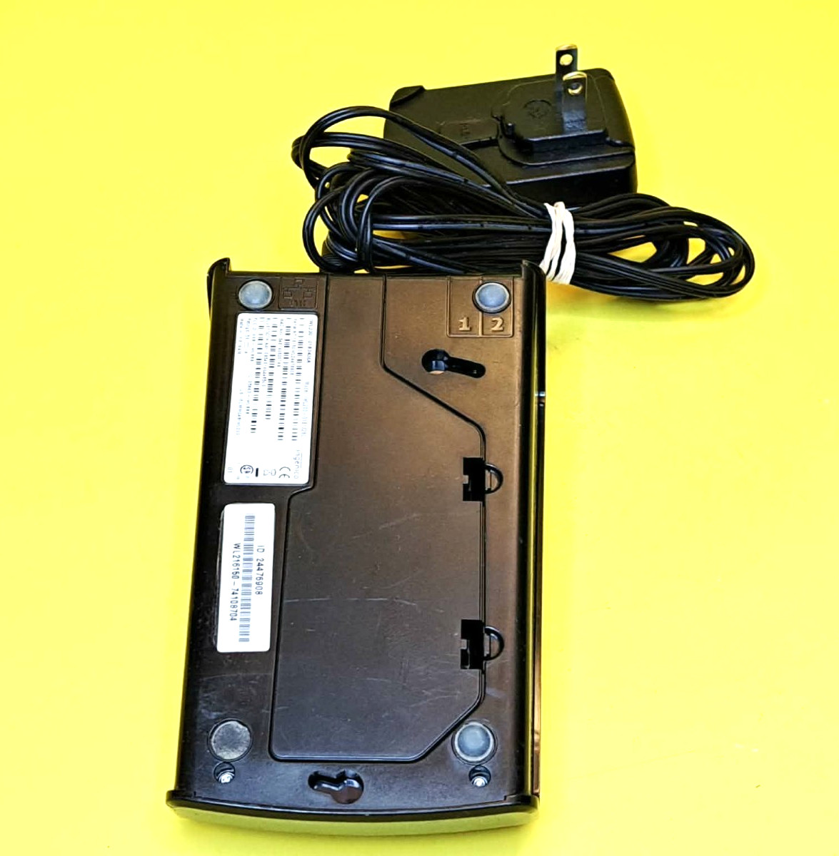 INGENICO IWL200-01B1328C DOCK CHARGING STATION FOR iWL200 SERIES W/POWER ADAPTER