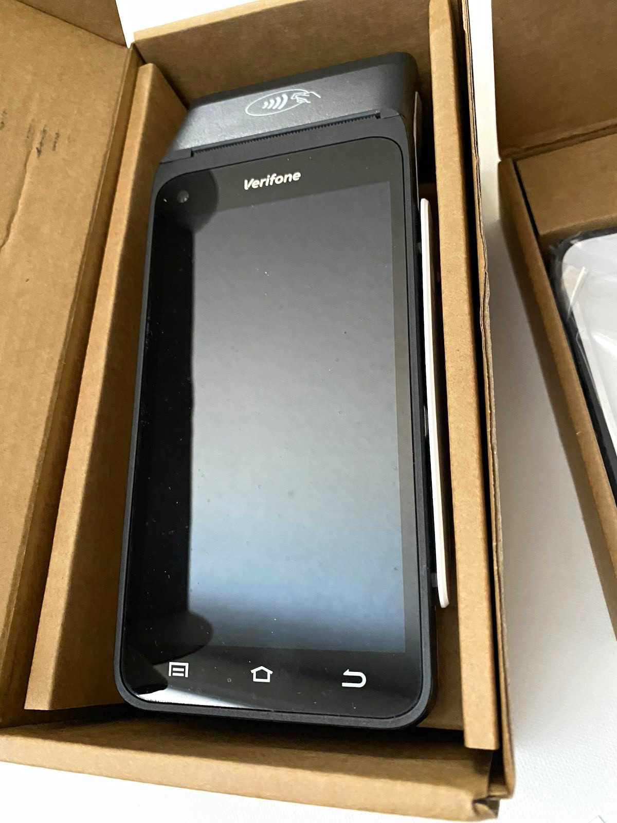 Verifone T650p Wireless Credit Card Terminal for Android w/ Charging Base