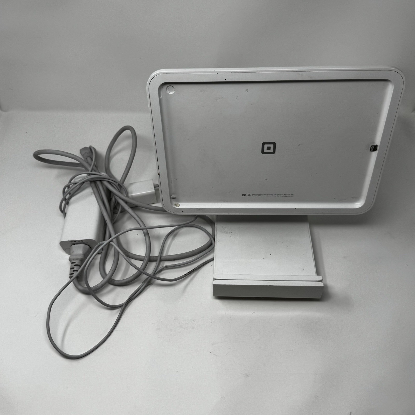 Square S089 Wired POS Credit Card Reader Terminal for iPad Pre-Owned