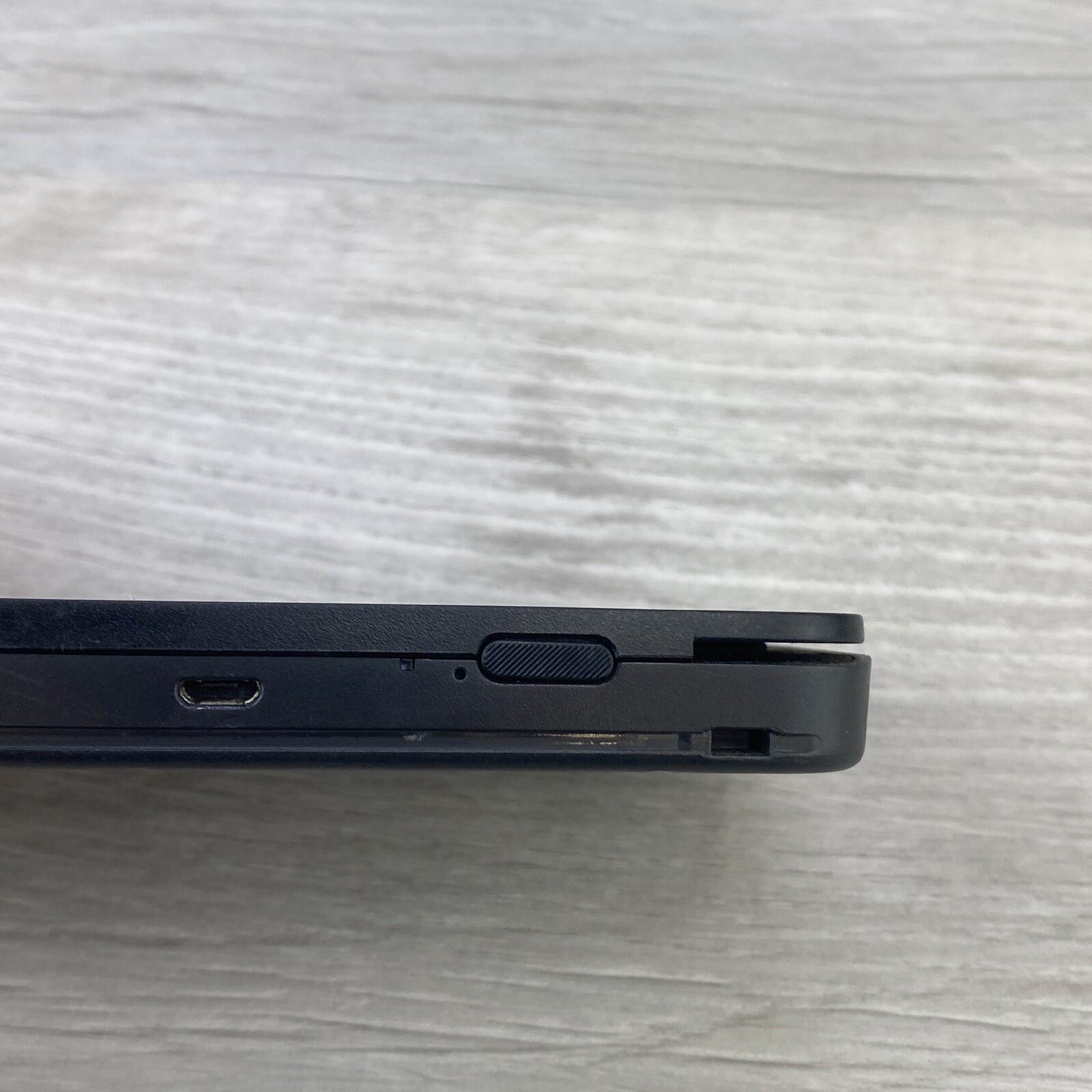 Verifone E355 Black Compact Mobile Bluetooth Smart and NFC Reader Payment Device