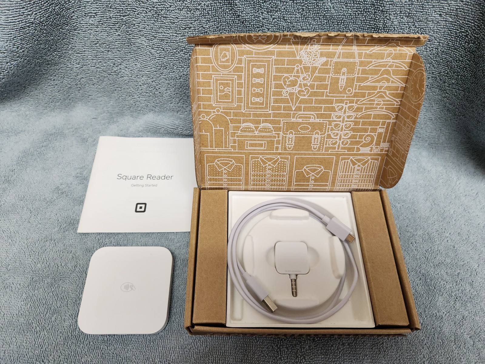 Square Pay Model S8 Contactless Payment Card Reader With Cable, Box