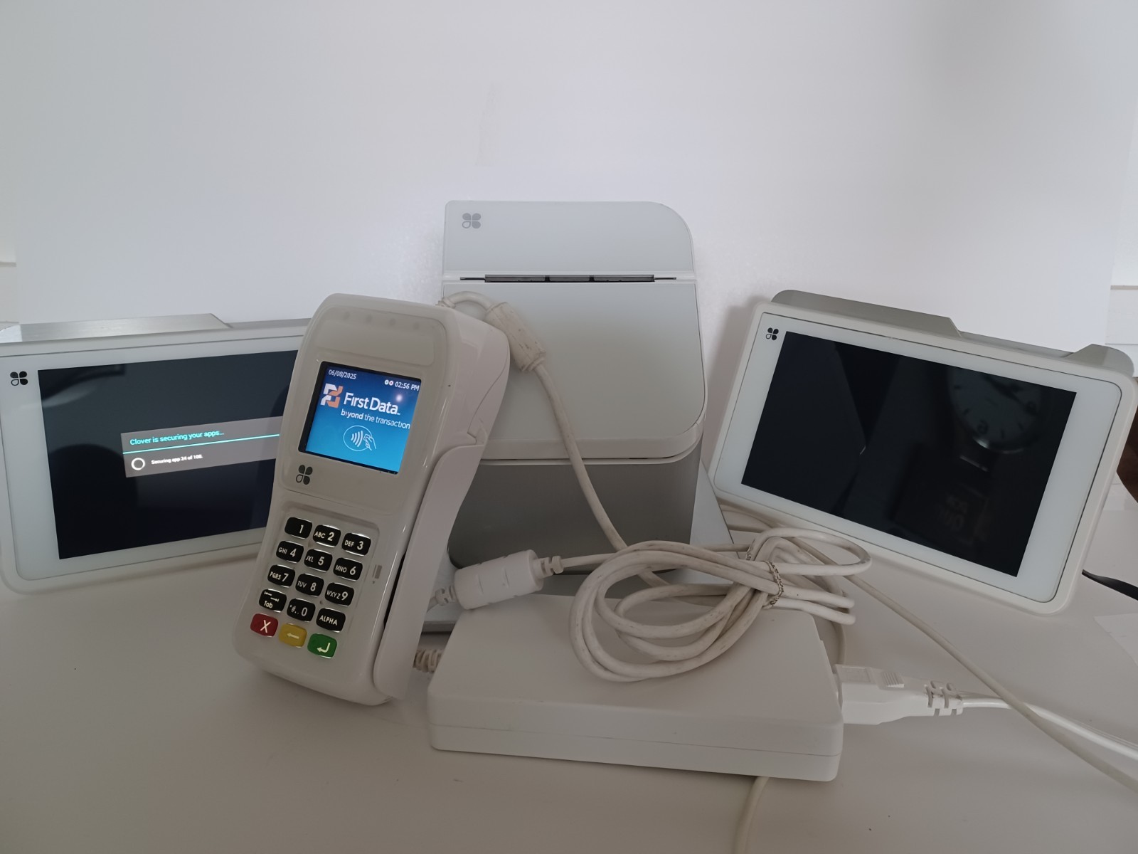Clover POS Bundle- Pin Pad, Station Printer, 2 Mobile 3G -Free Shipping, TESTED!