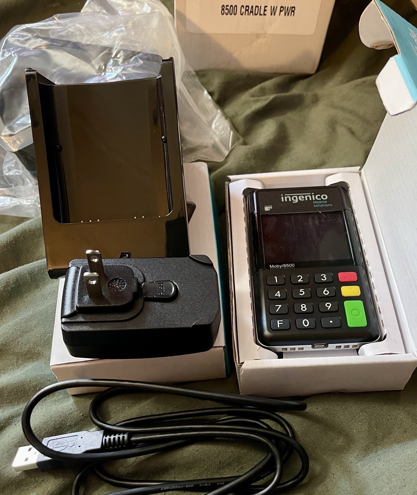 INGENICO MOBILE SOLUTIONS MOBY 8500 P8F506-09219A 2.4″ LCD CARD READERS/LOT OF 2