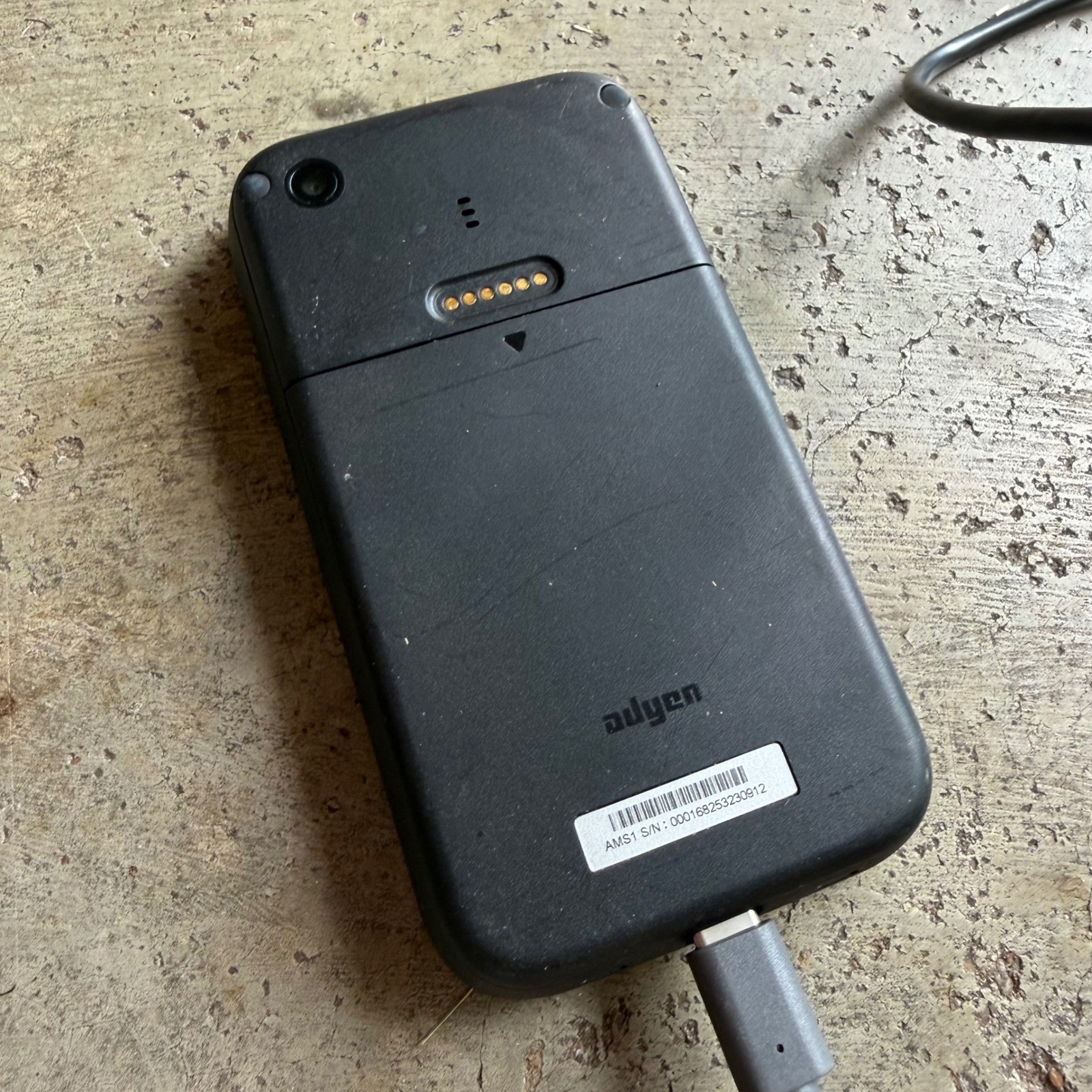 Adyen AMS1 Mobile POS Terminal Handheld Android Payment Device Black USB-C