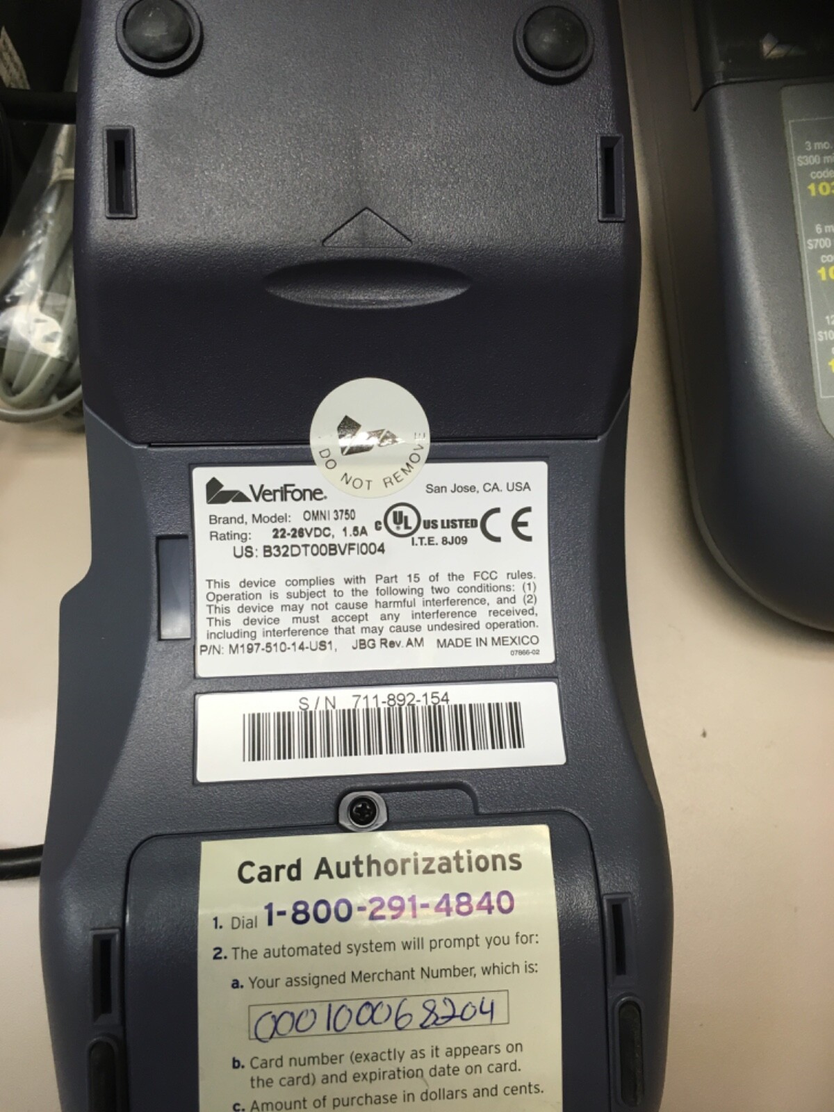 VeriFone Vx520 EMV IP Dial / CTLS – used Verifone Omni 3750 & 3300 CC Terminal