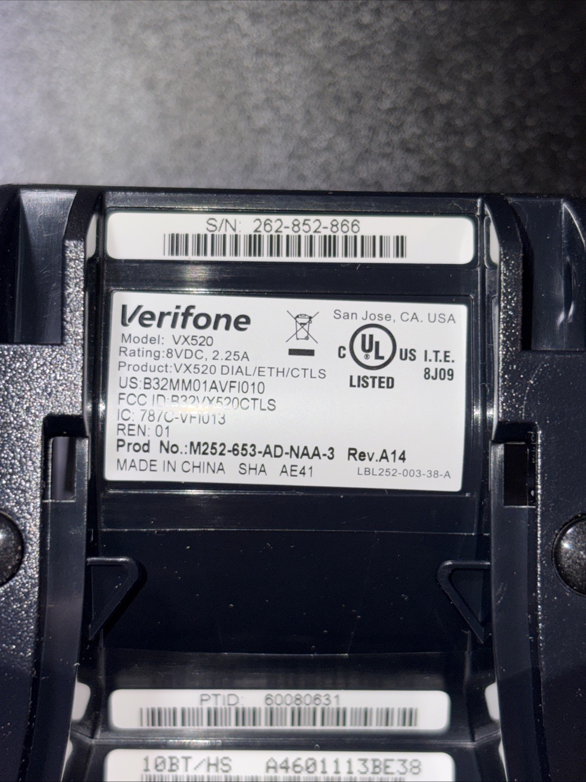 VeriFone VX 520 CTLS M252-653-AD-NAA-3 NEW!