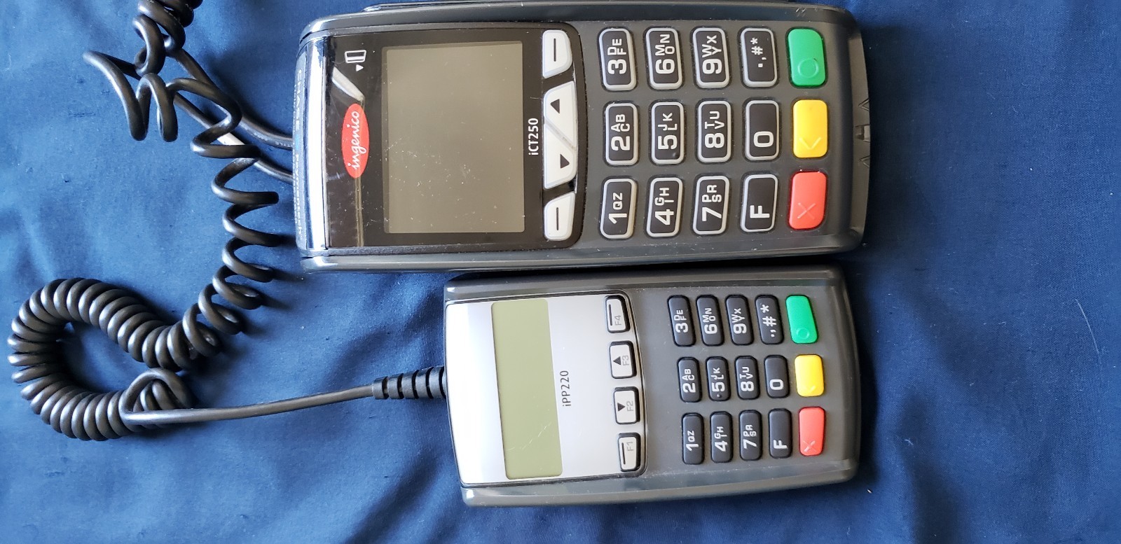 Ingenico ICT250 Credit Card Terminal W EVM NFC & IPP220 Pin Number Input Pad.