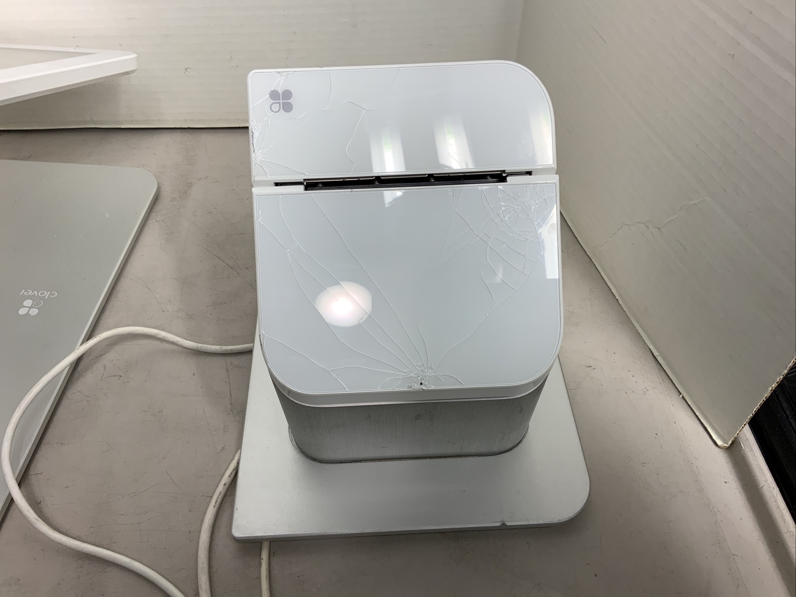 Clover 1.0 POS System w/ Printer C100 + P100 & Keypad (Merchant Locked) #19
