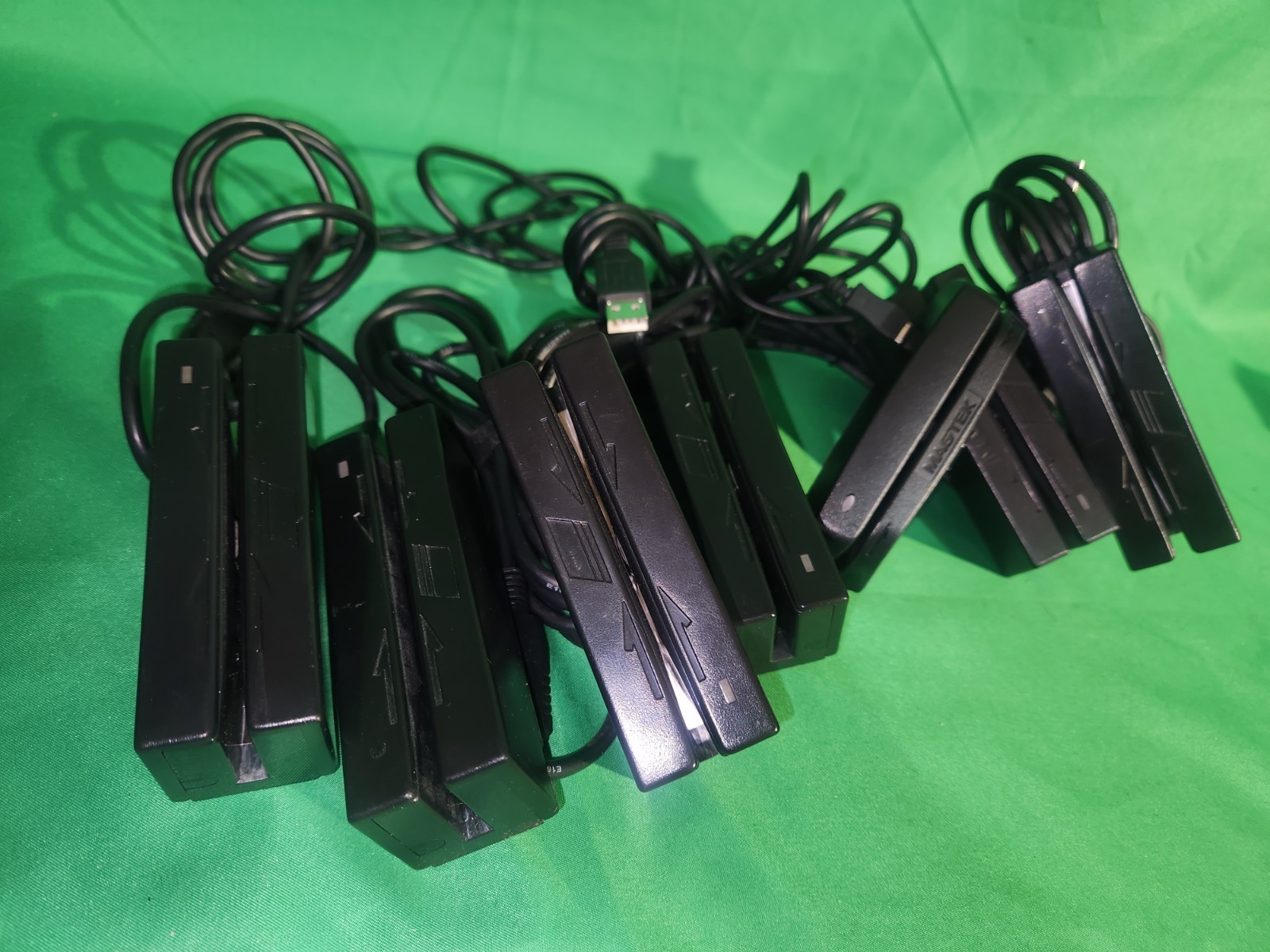 Lot of 7* Magtek USB Swipe Card Reader 21073062, 21040140 Tested for Power