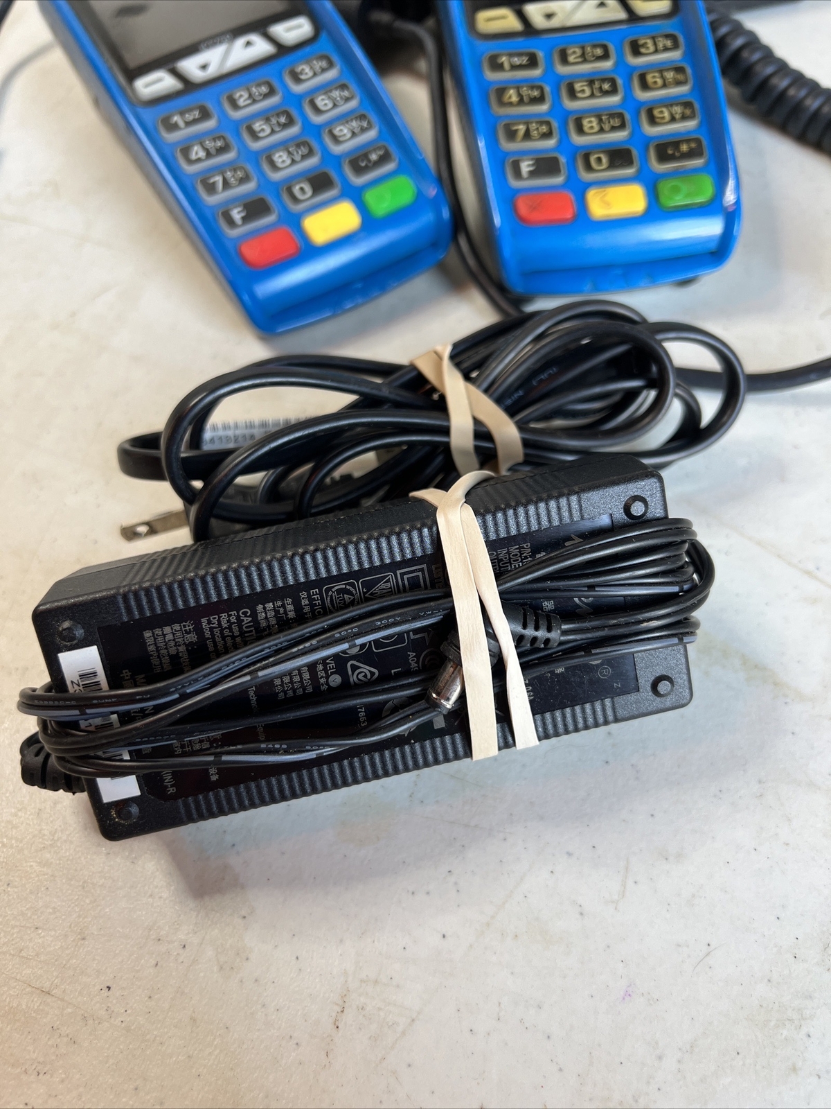 Ingenico Credit Card Terminals iCT250 – Lot of 3 see description