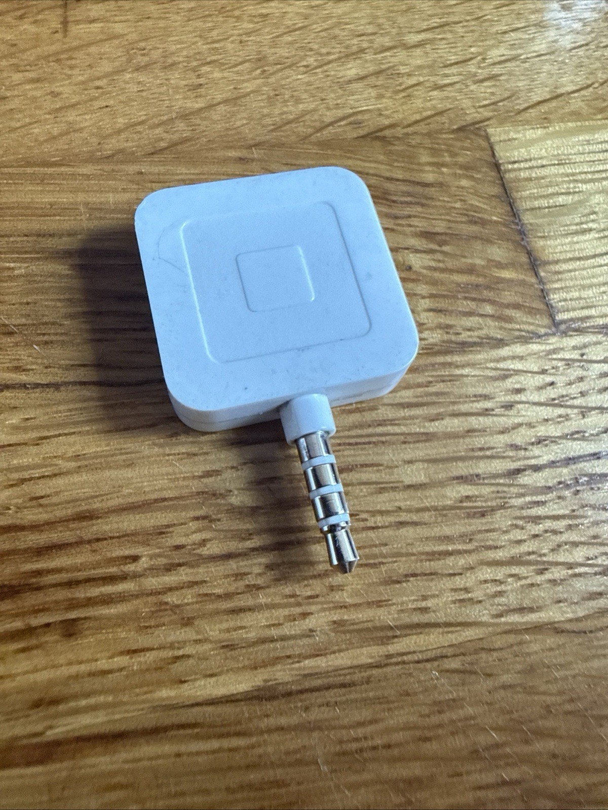 Square – Magstripe Reader with 3.5mm Headphone Connector – White – Pre Owned