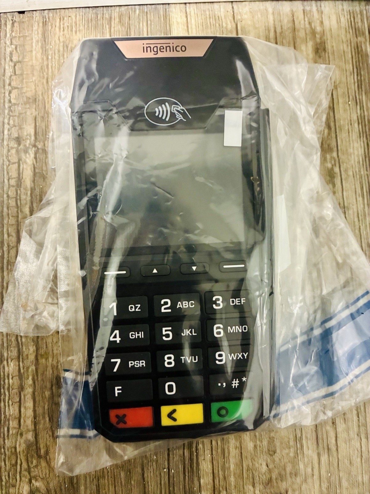 Ingenio Lane 3600 Credit Card Payment Terminal PIN Pad Reader