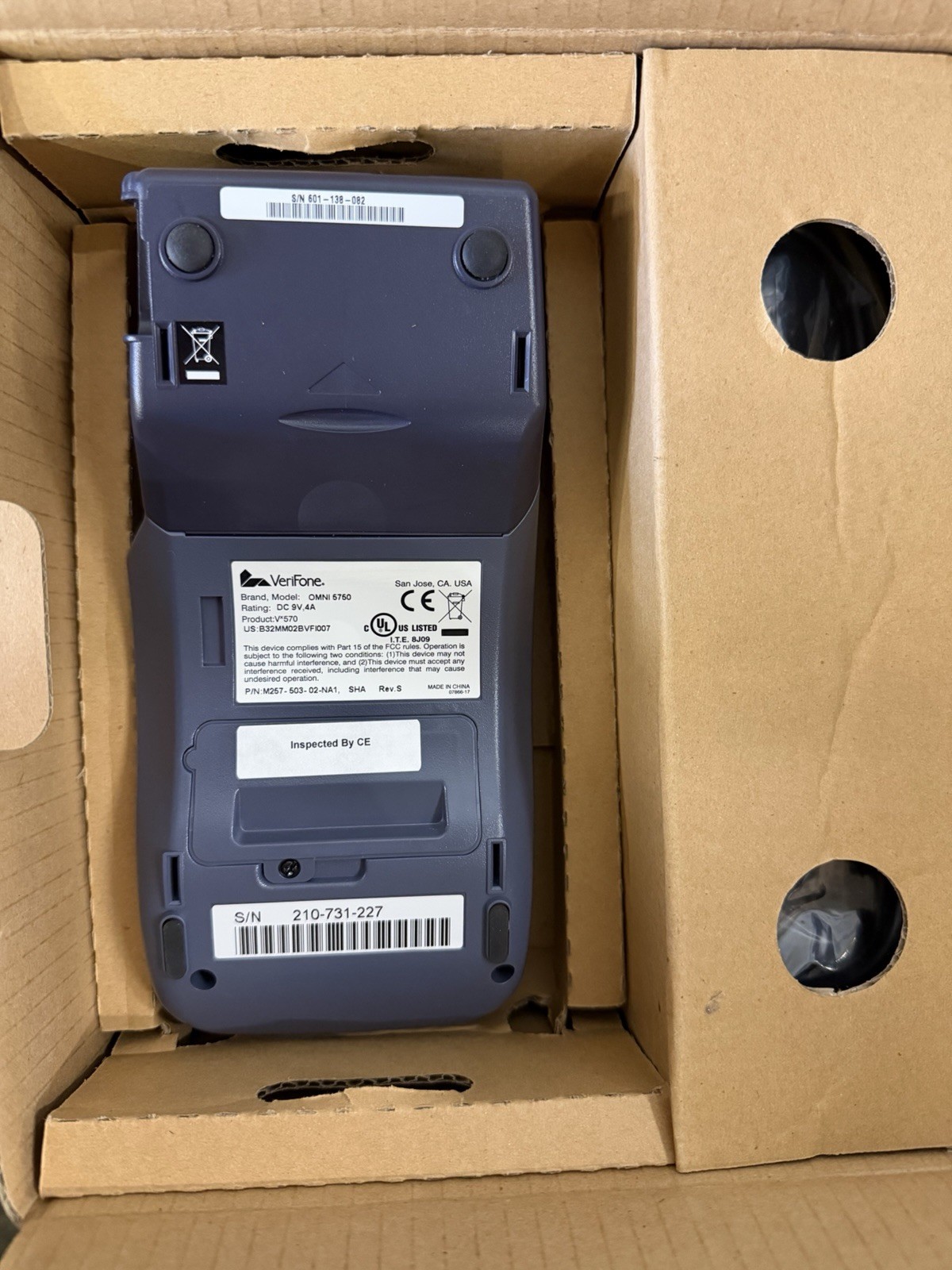 Verifone VX-570 OMNI 5750 Credit Card Machine with power supply