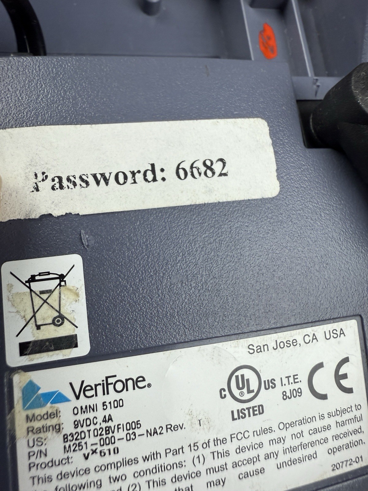 VERIFONE OMNI 5100 ETHERNET CREDIT CARD TRANSACTION TERMINAL CHARGER