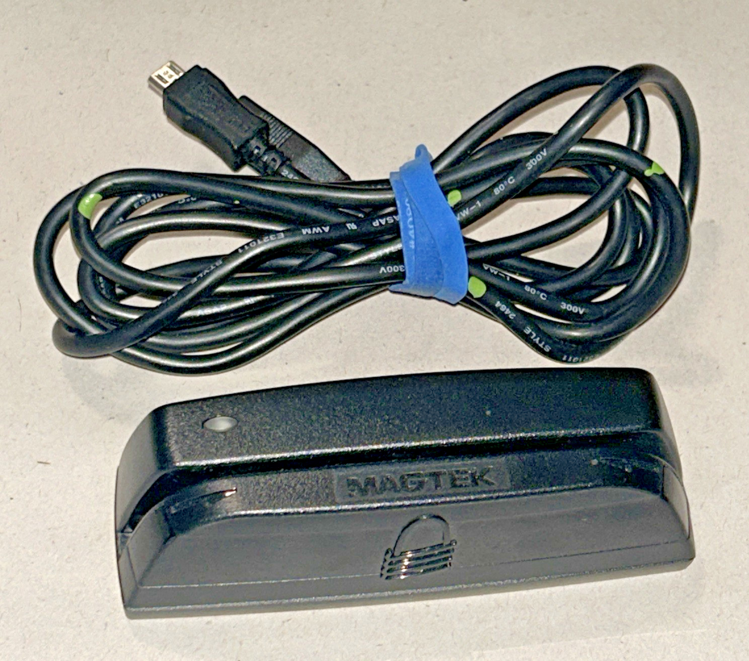 MagTek 21073062 ~ Credit Card Swipe Reader ~ With USB Cord