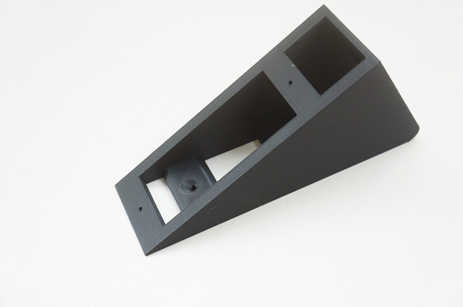 Angled Desk Stand Kiosk Mount for Verifone VX520 Reader, Wall Mount Secure Plate