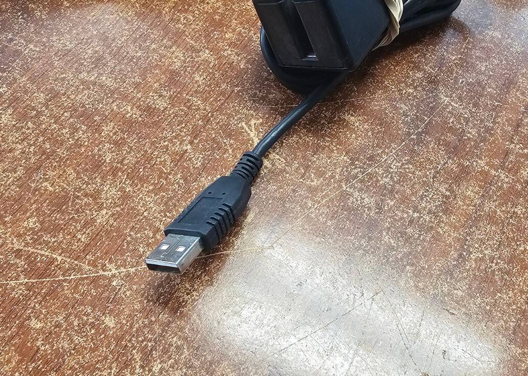 ID Tech USB Minimag Credit Card Reader DEL3331-33UB
