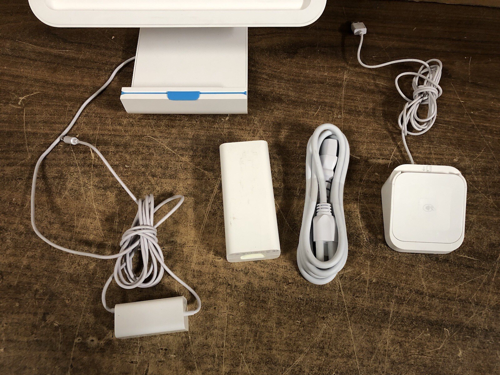 Genuine Square SPF1-01 POS Terminal Stand iPad 10.2. Power adapter Card Reader