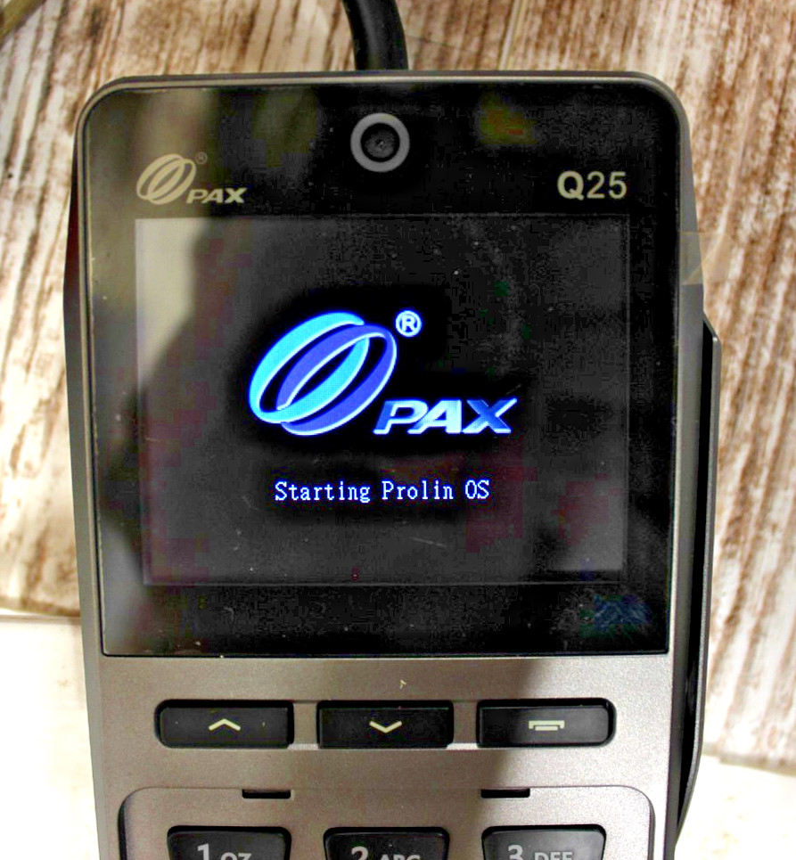 PAX Q25 SHIFT4 Smart PIN Pad (Q25-0UA-R75-04LA) POS Terminal NEW IN BOX